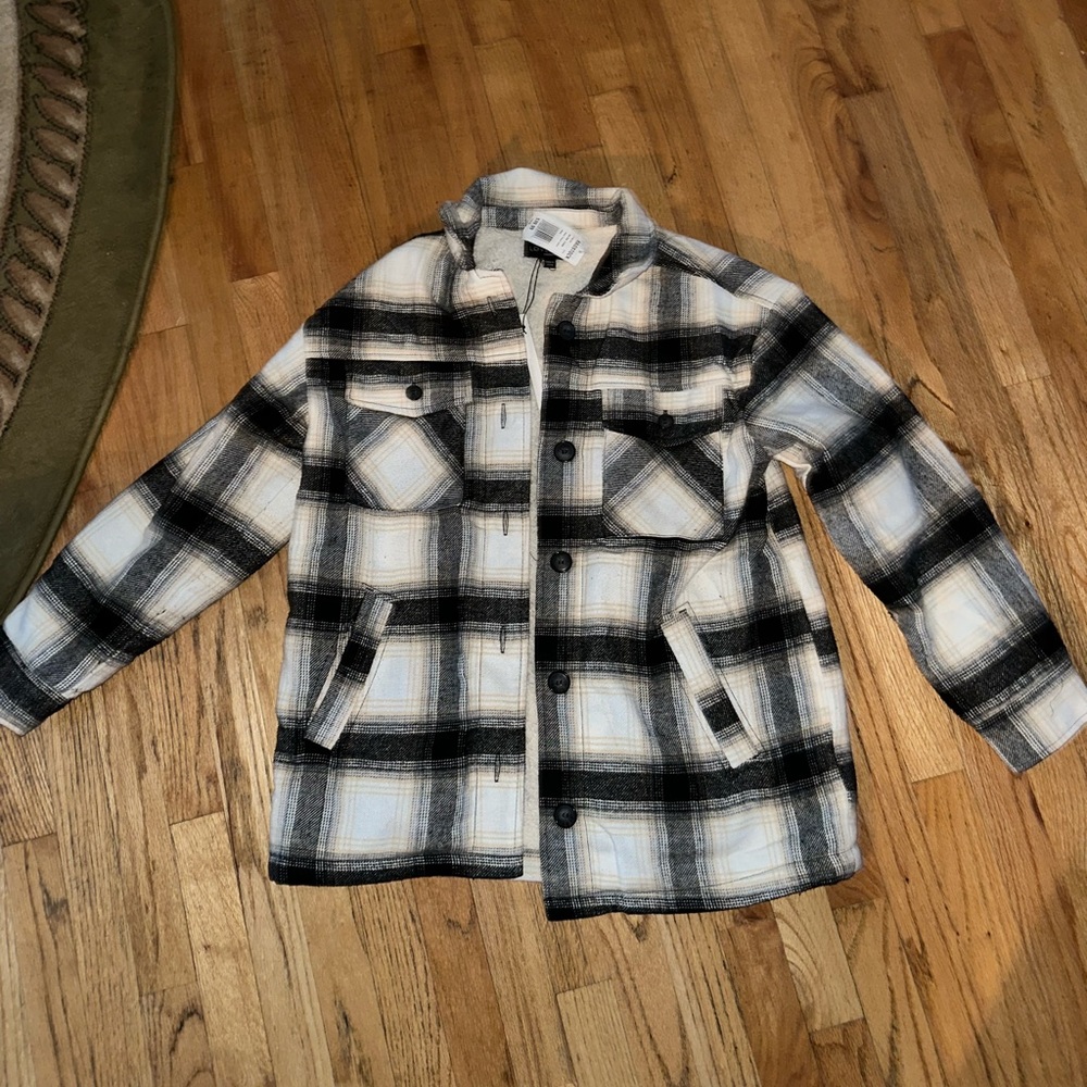 Shacket- Flannel Jacket (Ragstock) - Picture 2 of 8